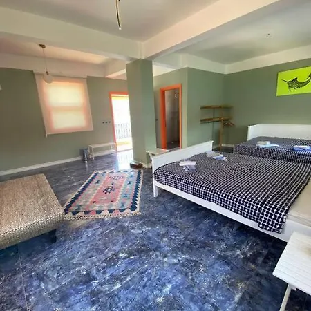 Appartement Uc Tarafi Denizli Cevrili Harika