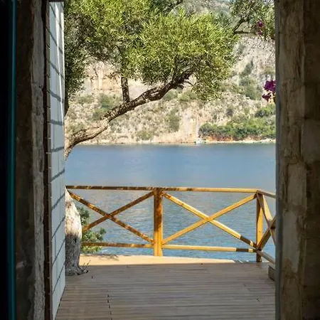 Uc Tarafi Denizli Cevrili Harika *