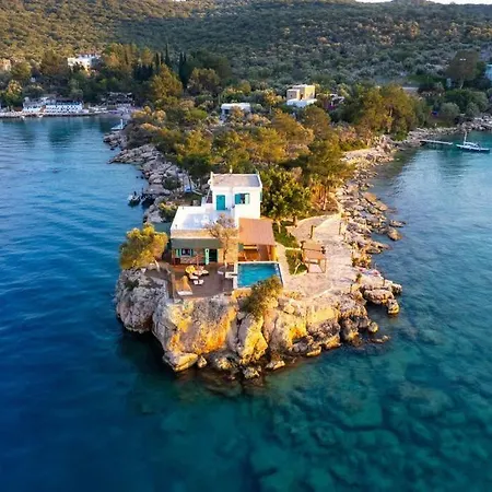 Uc Tarafi Denizli Cevrili Harika